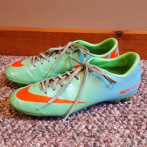 Nike Mercurial Victory Soccer Cleats Sz 8.5